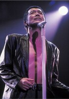 「LOTTA GOOD TIME EIKICHI YAZAWA CONCERT TOUR 1999」の様子。