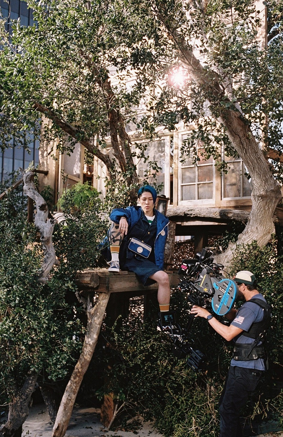 「Gucci Off the Grid collection」を着こなすMIYAVI。（Courtesy of Gucci）