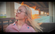 珠 鈴「Fudan」MVのワンシーン。