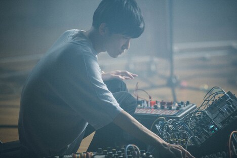 蓮沼執太（撮影：後藤武浩）