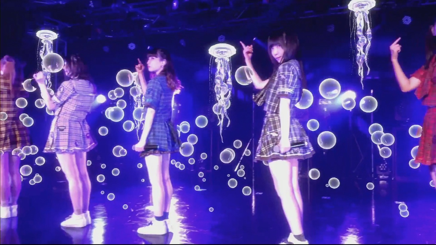 でんぱ組.incライブ中の配信画面。（写真提供：ディアステージ）