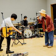 「負けんなよ!」吉田山田、配信ライブで全国に歌とメッセージ届ける