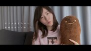 AKB48「離れていても」MVのワンシーン。(c)AKB48 / キングレコード