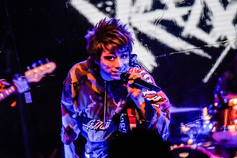 jealkb「social薔薇ノdistance」より。