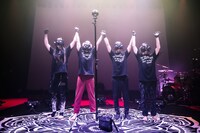 MUCC「～Fight against COVID-19 #2～『惡-THE BROKEN RESUSCITATION』」より。（撮影：田中聖太郎）