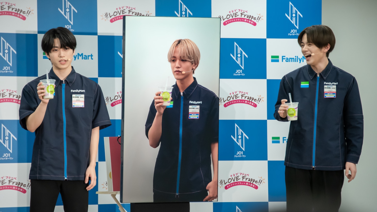 左からJO1の木全翔也、大平祥生、鶴房汐恩。