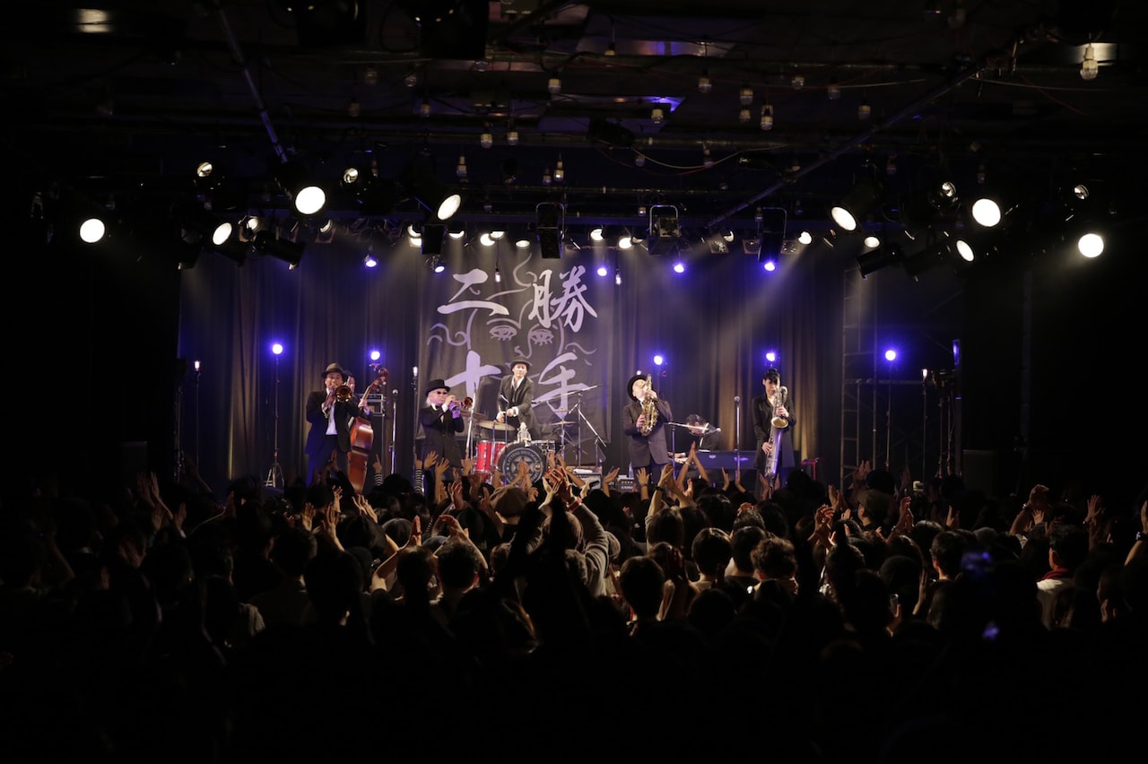 勝手にしやがれ、結成23周年記念して下北沢GARDENで無観客ライブ