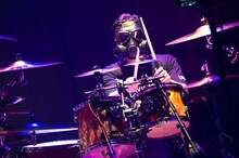 MUCC「～Fight against COVID-19 #2～『惡-THE BROKEN RESUSCITATION』」より。（撮影：渡邊玲奈 / 田中聖太郎写真事務所）