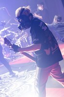 MUCC「～Fight against COVID-19 #2～『惡-THE BROKEN RESUSCITATION』」より。（撮影：渡邊玲奈［田中聖太郎写真事務所］）