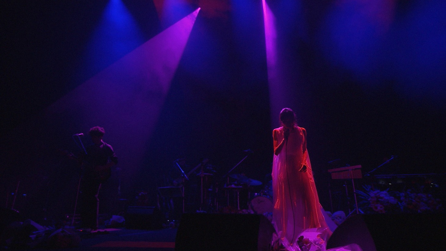 Cocco「極悪マーチ」ライブ映像より。