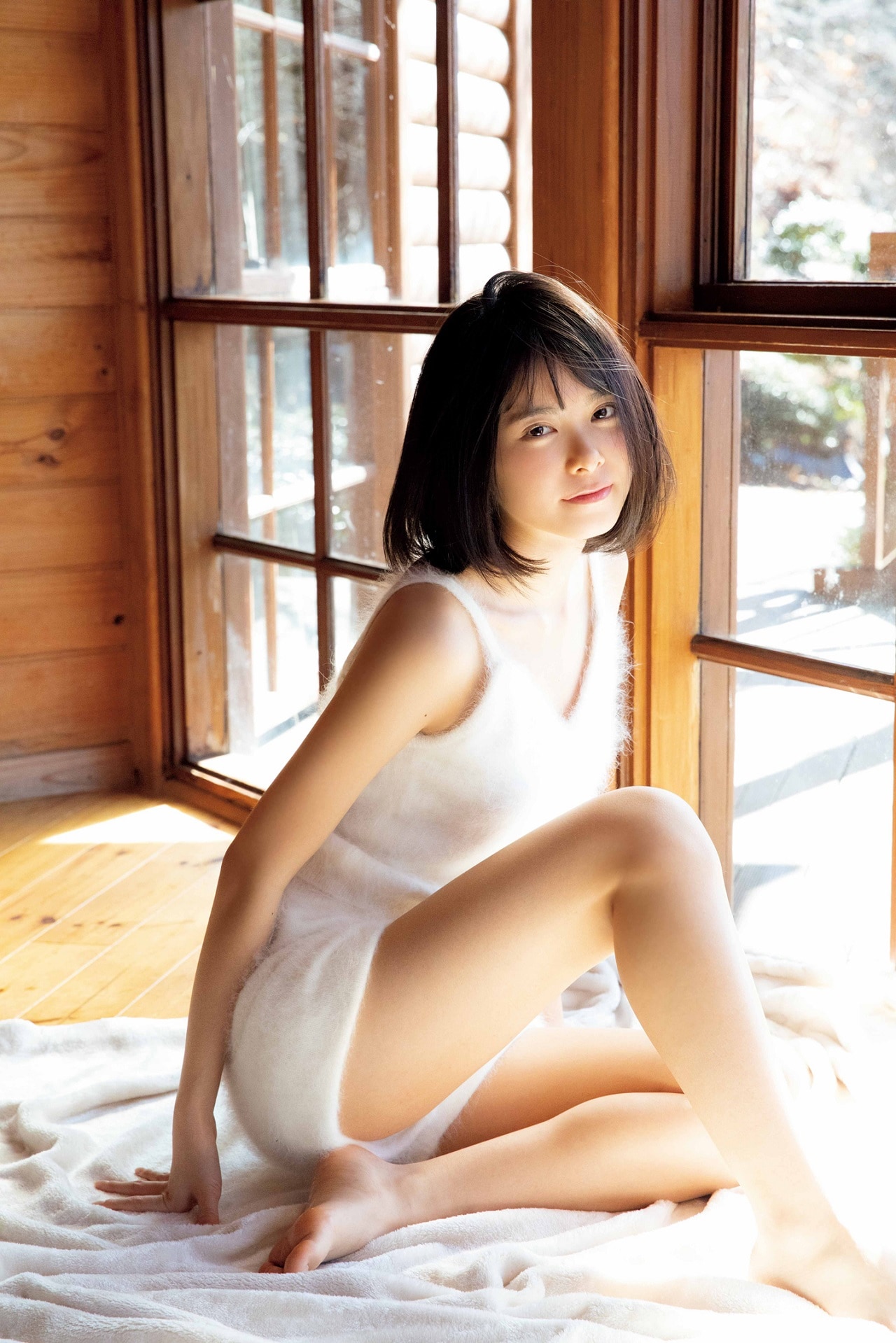 山崎夢羽「夢羽」掲載カット - BEYOOOOONDS山崎、10代の1年を