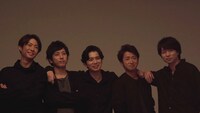 Netflixにて全世界独占配信中「ARASHI's Diary -Voyage-」より第10話「世界中に嵐を」の場面カット。