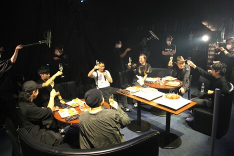 打ち上げの様子。(Photo by curly_mads)