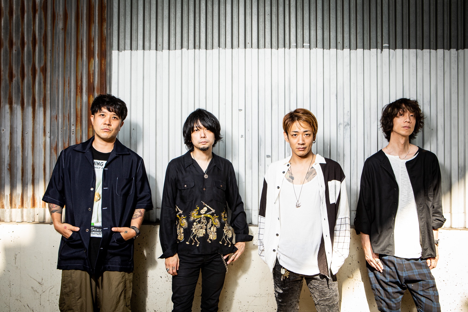 Nothing's Carved In Stoneがセルフカバーアルバム発売、豪華盤には生