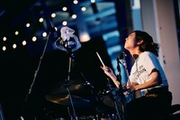 オカモトレイジ（Dr）（撮影：椋尾詩）