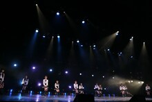 「ズルいよ ズルいね」のバラードバージョンを歌う=LOVE。（写真提供：代々木アニメーション学院）