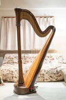 LYON & HEALY製ハープ