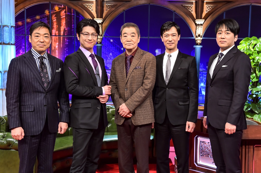 左から香川照之、及川光博、柄本明、堺雅人、安住紳一郎TBSアナウンサー。(c)TBS