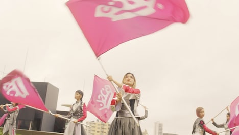 BiSH「LETTERS」ミュージックビデオより。