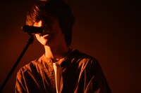 井上竜馬（Vo, Key）（Photo by MASANORI FUJIKAWA）