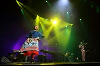 ハンバート ハンバート「はたらくふたり Live at Nakano Sunplaza hall」より。