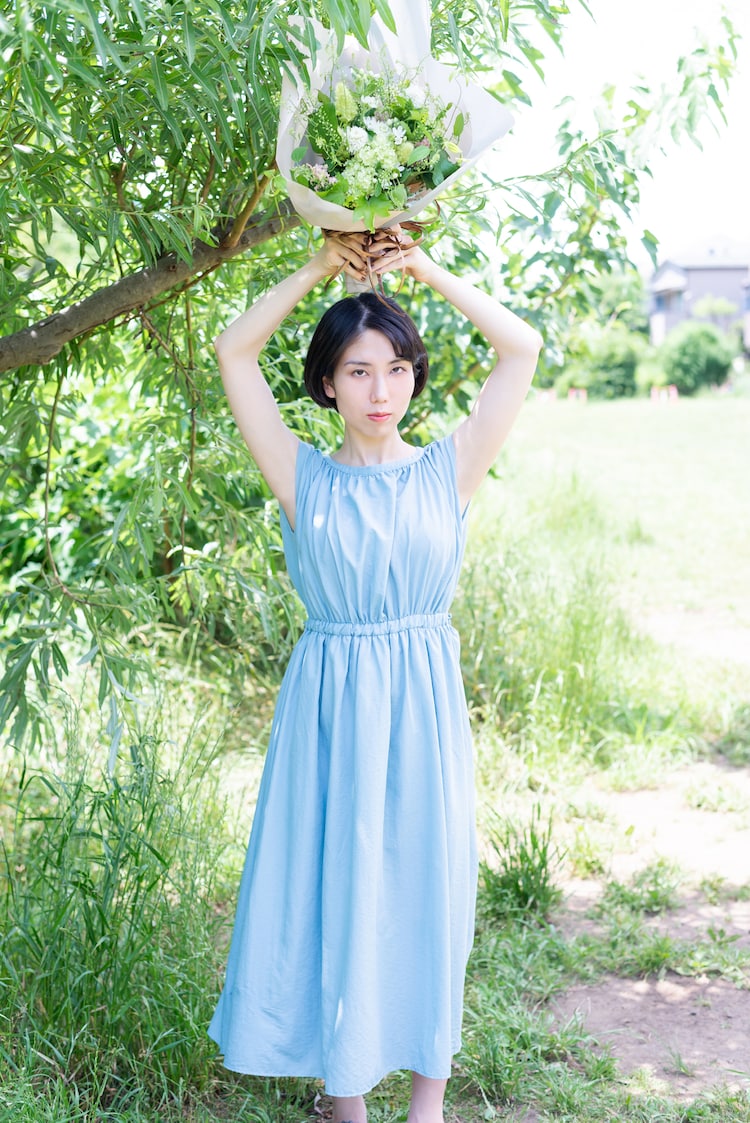 しずくだうみが結婚を報告 相手は いつも眠そうにしている 浮世離れした人です 音楽ナタリー しずくだうみが結婚を報告 相手は いつも眠そうにしている 浮世離れした人です 音楽ナタリー