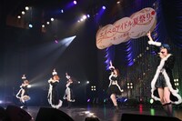 ヤサマオシ（写真提供：エイベックス）