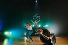 「FNCY 槍ヶ崎 ONLINE LIVE supported by COCALERO」の様子。（Photo by Yuji Kaneko）