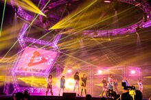 E-girls「LIVE×ONLINE」の様子。（写真提供：LDH）
