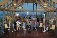 「STREAMING LIVE『加山雄三の新世界』～海だ！ライブだ！トークだ！大ロケーション逗子マリーナより生配信～」集合写真