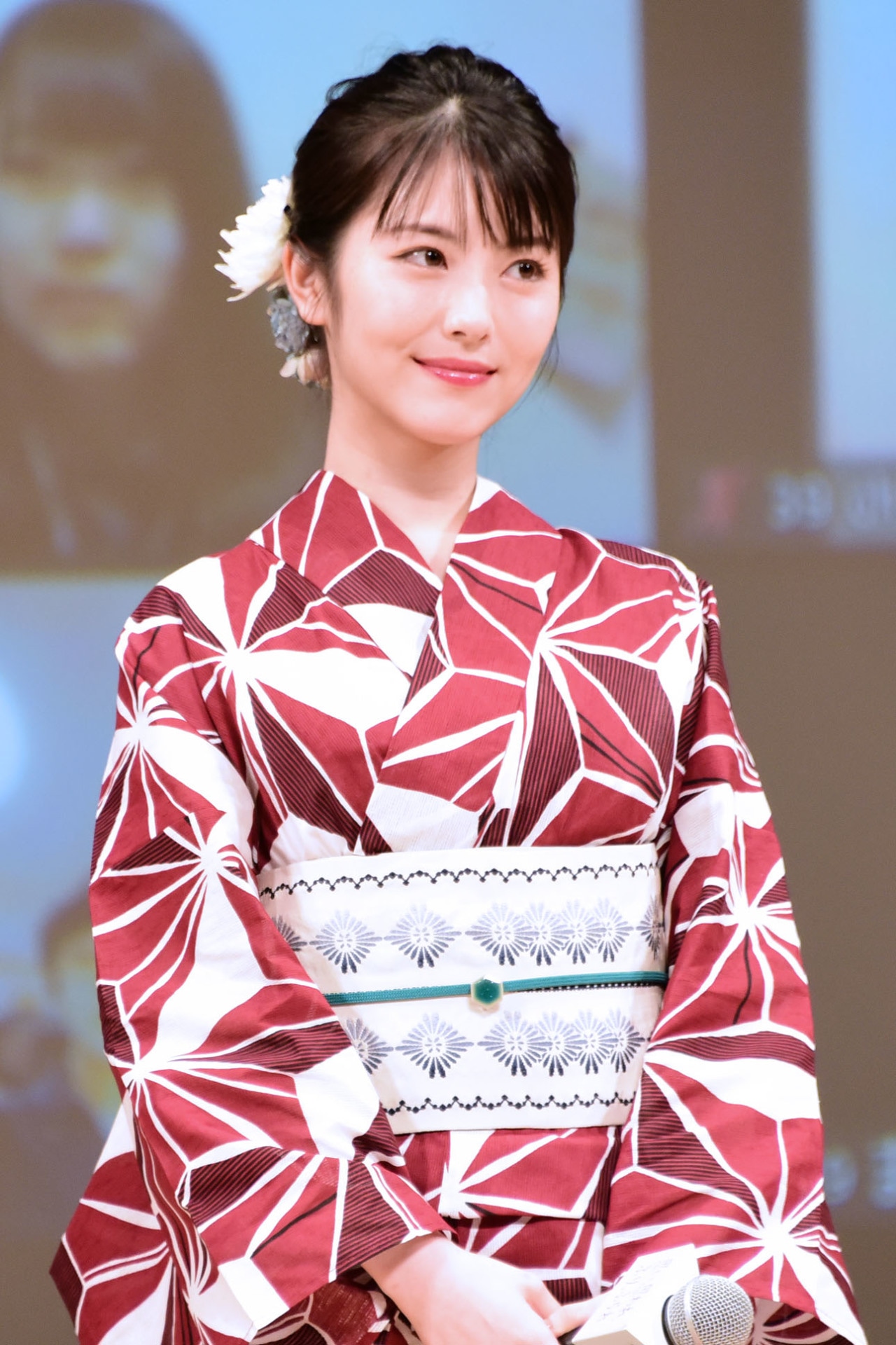 浜辺美波
