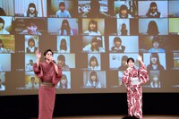 北村匠海と浜辺美波。