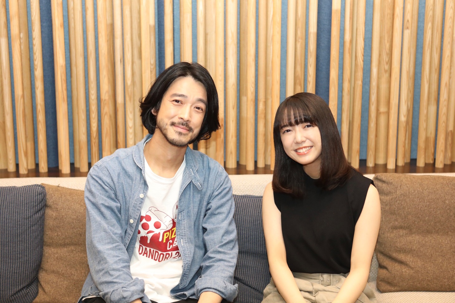 左から大橋トリオ、上白石萌音。