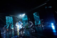UVERworld「UVERworld 20&15 ANNIVERSARY LIVE」の様子。（撮影：鳥居洋介）