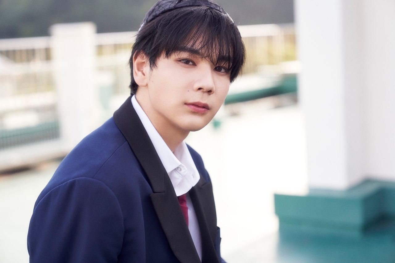 豆原一成 - JO1「STARGAZER」ビジュアル解禁、衣装は学生服とルイ