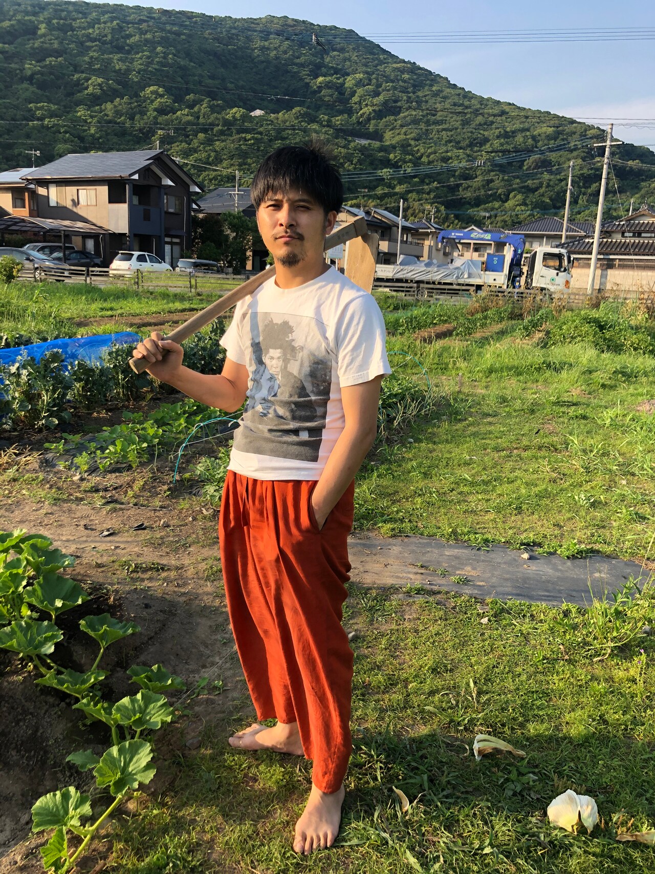 坂口恭平が2年半ぶりアルバムで石牟礼道子の詩を弾き語り、ブルーハーツのカバーも