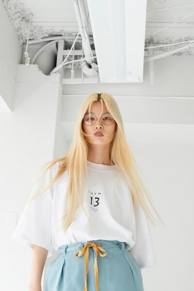 「room.13」logo t-shirt