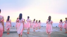 NGT48「シャーベットピンク」ミュージックビデオのワンシーン。(c)Flora