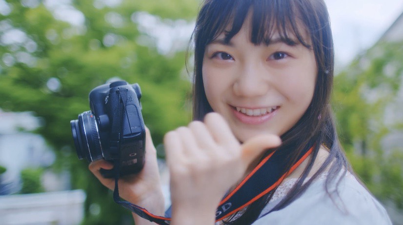 NGT48「シャーベットピンク」ミュージックビデオのワンシーン。(c)Flora