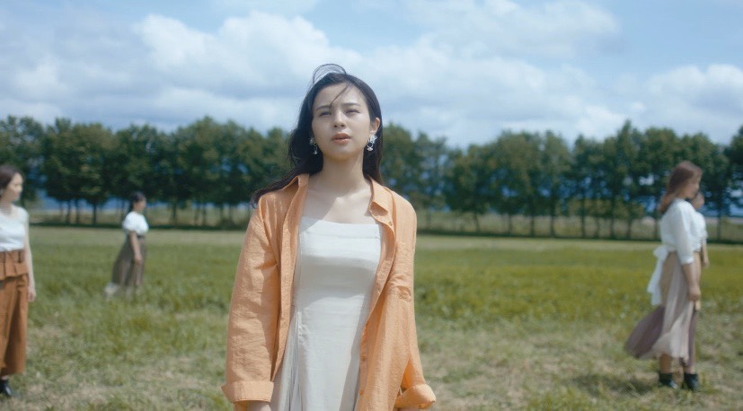 NGT48「絶望の後で」ミュージックビデオのワンシーン。(c)Flora