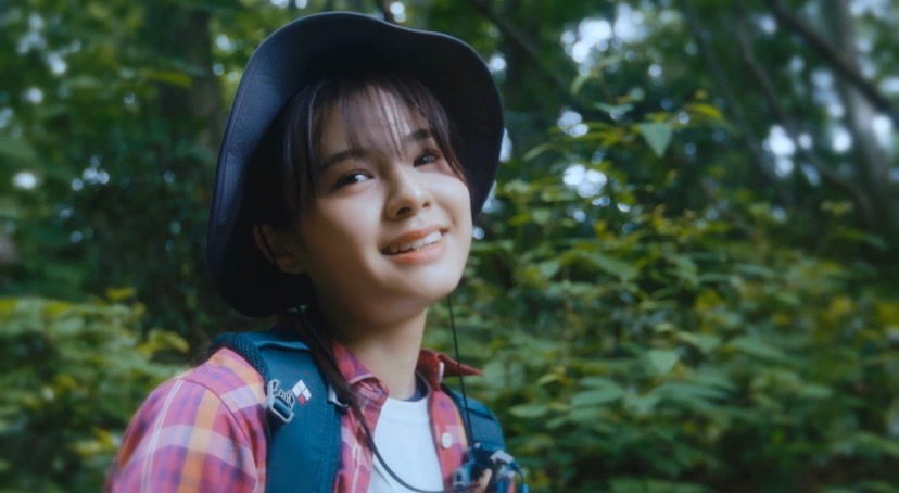 NGT48「シャーベットピンク」ミュージックビデオのワンシーン。(c)Flora