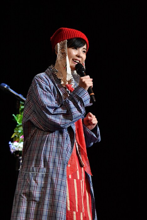 「CALL」より。(撮影:桜井隆幸)