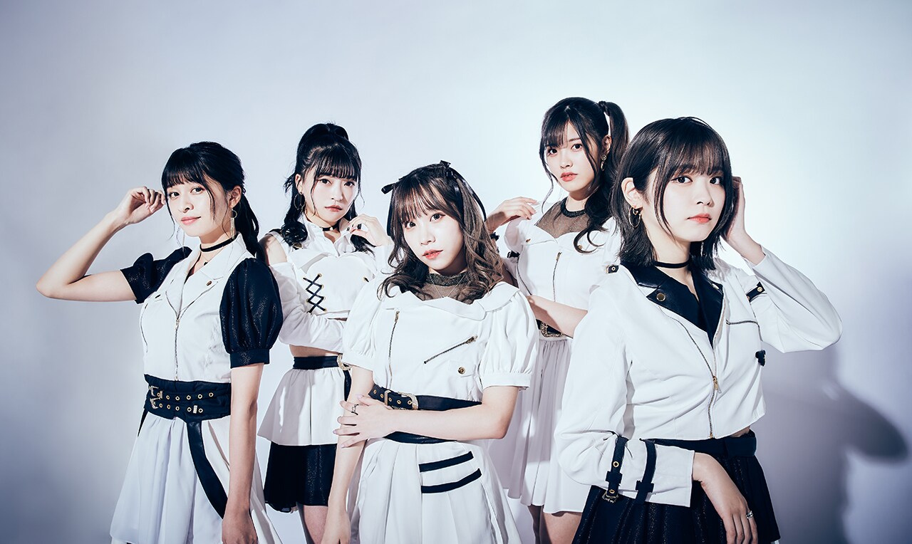 ラストアイドル　山田まひろ　直筆生写真 DEAR KISSに元ラストアイドルの山田まひろ加入 - 音楽ナタリー