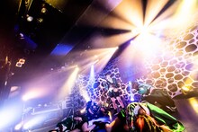 MIGMA SHELTER「RAVE AGAINST 01」の様子。（撮影：masayo）