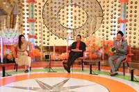 左から中村アン、千鳥。(c)フジテレビ