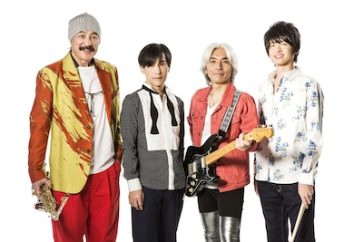 T-SQUARE。右から2番目が安藤正容（G）。