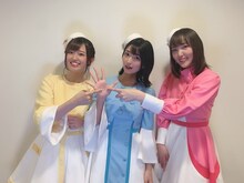 “あと7日”を表現するイヤホンズ。