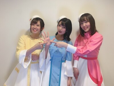 “あと7日”を表現するイヤホンズ。