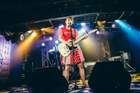 眉村ちあき（撮影：二宮ユーキ）