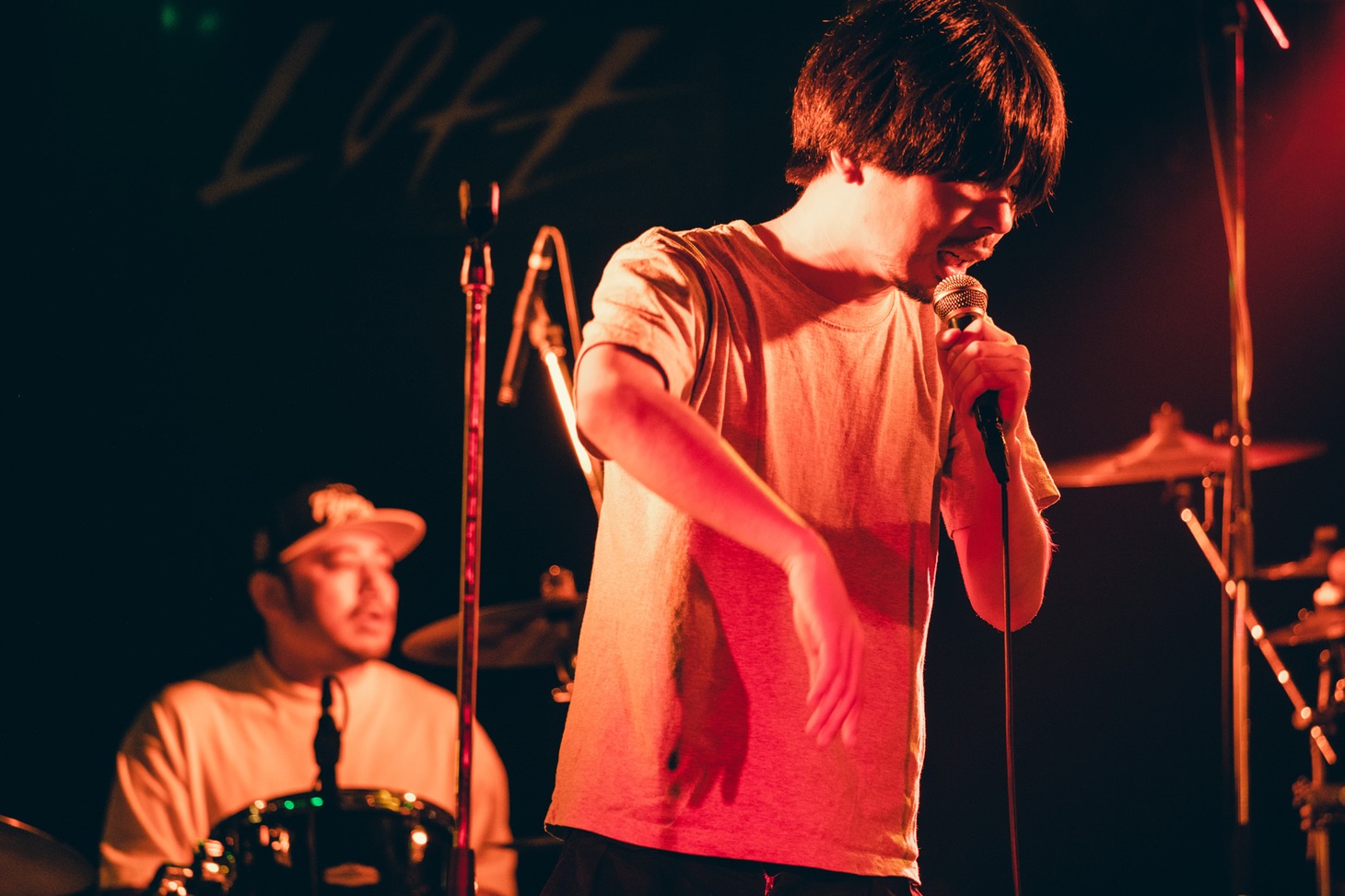 「ライブナタリー “眉村ちあき×トリプルファイヤー” at SHINJUKU LOFT」よりトリプルファイヤーのステージの様子。（撮影：二宮ユーキ）